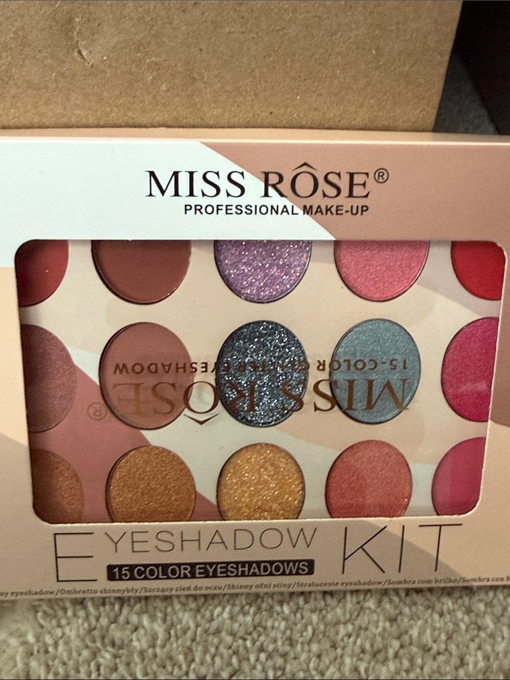 15-Color Eyeshadow Palette - Pink & Metallic Shades